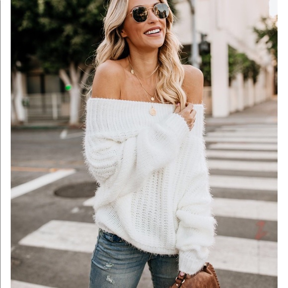 LAST 1️⃣ Pillow Talk Soft Off Shoulder Sweater - Picture 2 of 7